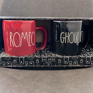 Rae Dunn Romeo & Ghouliet Mug Set NIB